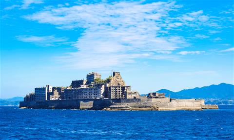 軍艦島　海上より撮影